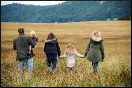 181109_famille_marche_champs automne